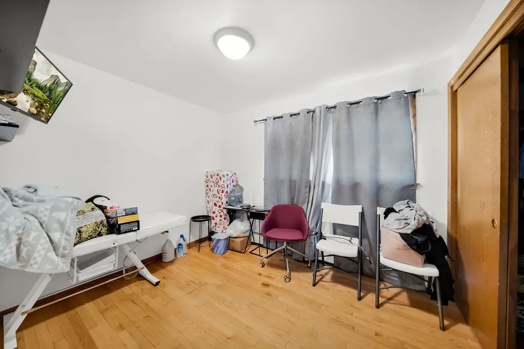 4543 South Drake Avenue Chicago IL 60632