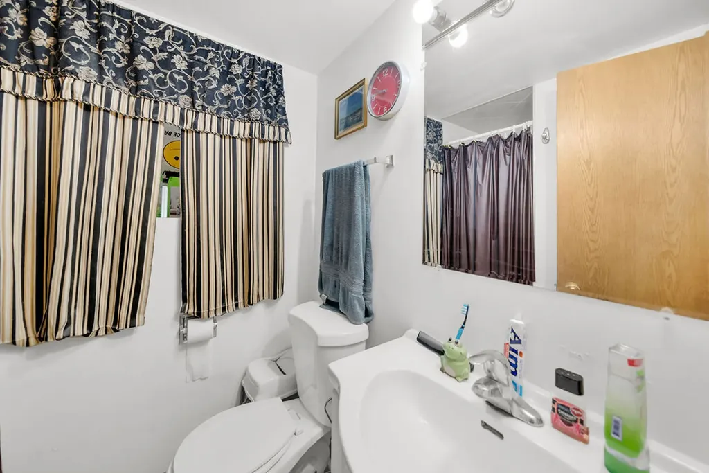 4543 South Drake Avenue Chicago IL 60632
