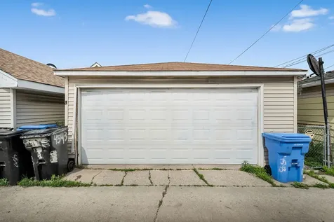 4543 South Drake Avenue Chicago IL 60632