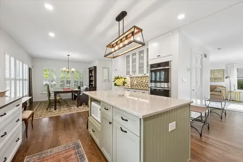 376 Rosewood Avenue Winnetka IL 60093