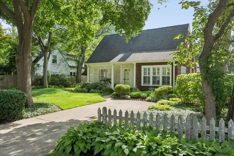 376 Rosewood Avenue Winnetka IL 60093