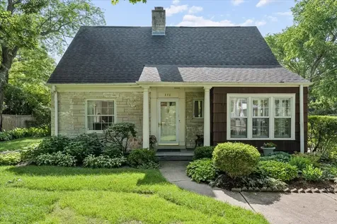 376 Rosewood Avenue Winnetka IL 60093