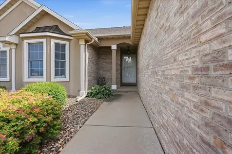25 Inglewood Lane Bloomington IL 61704