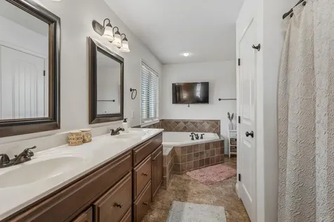 3001 Applewood Drive Monticello IL 61856
