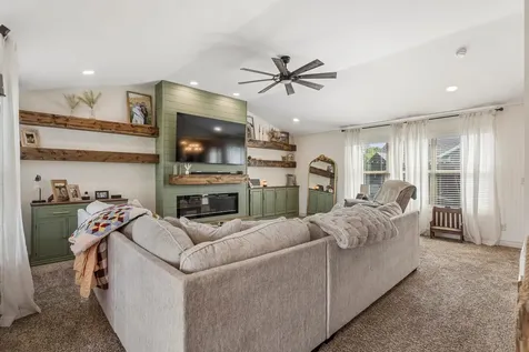 3001 Applewood Drive Monticello IL 61856