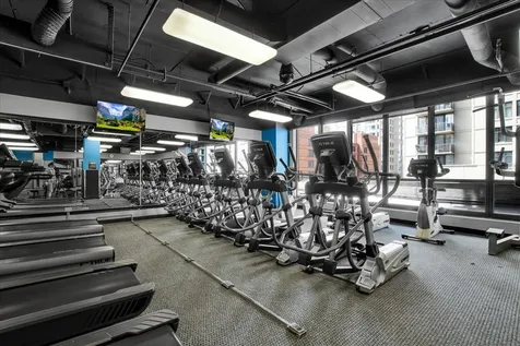 10 East Ontario Street Chicago IL 60611