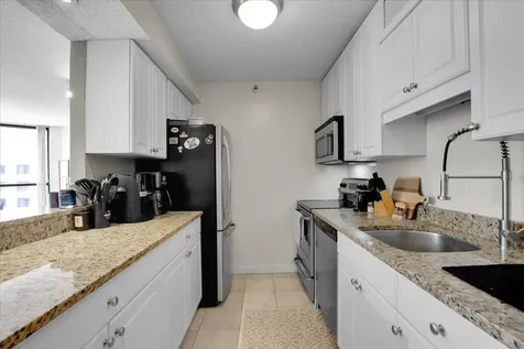 10 East Ontario Street Chicago IL 60611