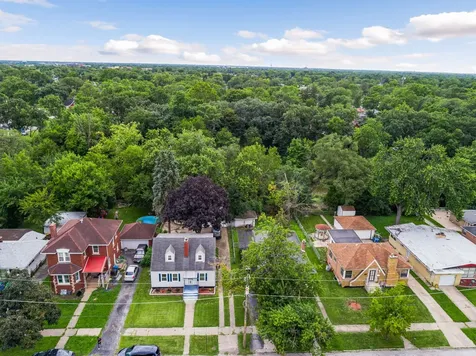 360 Streamside Drive Harvey IL 60426