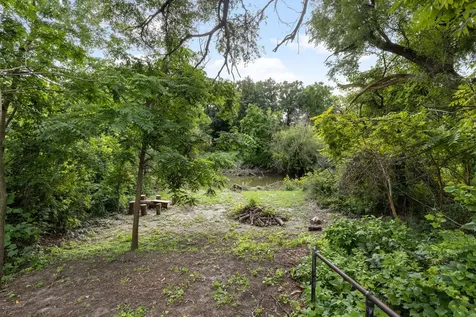 360 Streamside Drive Harvey IL 60426