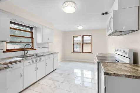 360 Streamside Drive Harvey IL 60426