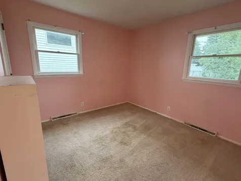 213 River Drive Dekalb IL 60115