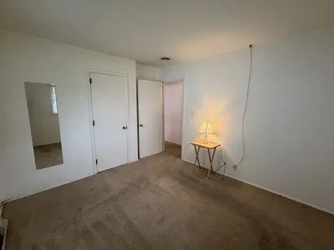 213 River Drive Dekalb IL 60115