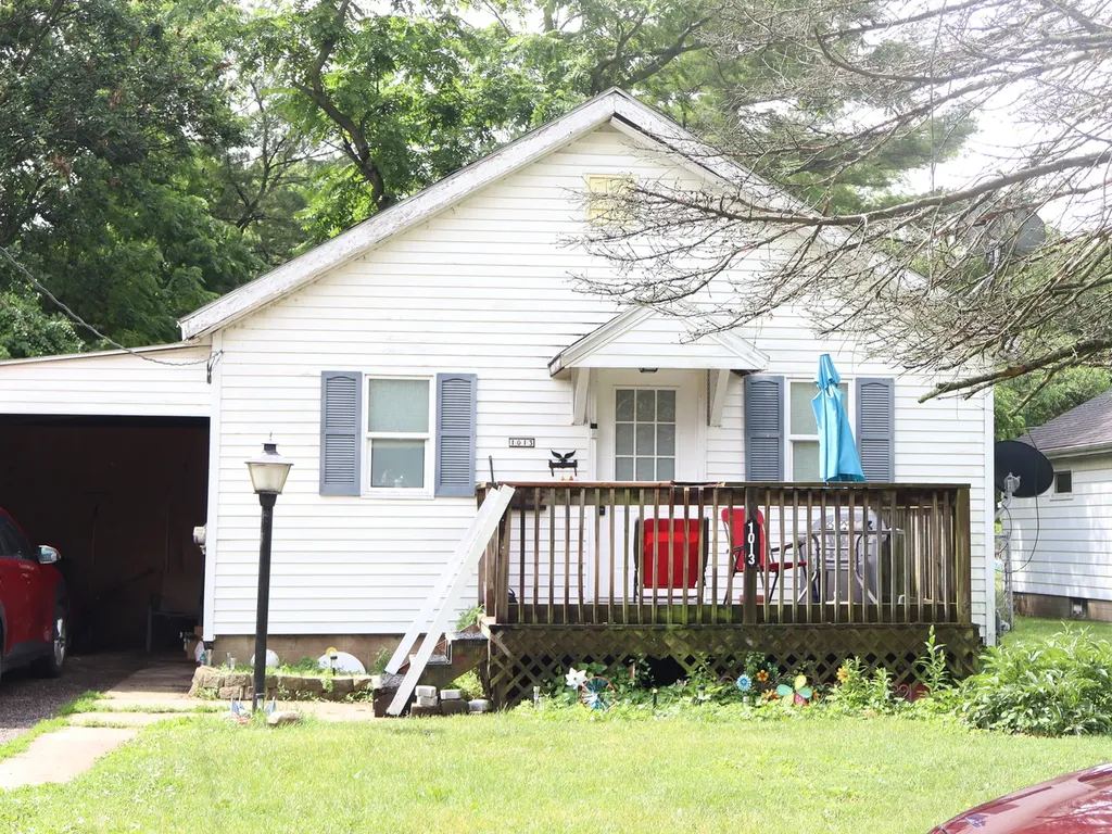 1013 Bernstein Street Streator IL 61364