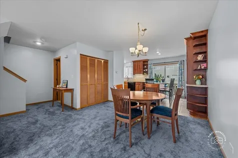1637 Orchard Court West Chicago IL 60185