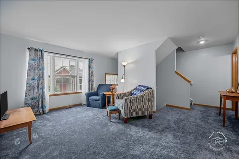 1637 Orchard Court West Chicago IL 60185
