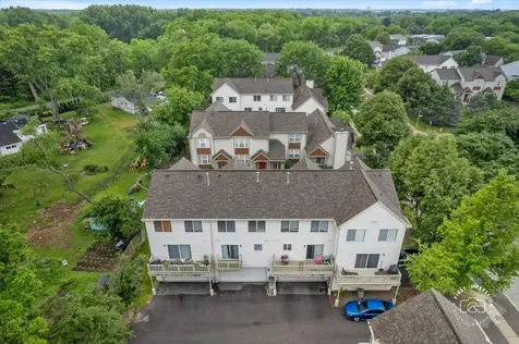 1637 Orchard Court West Chicago IL 60185
