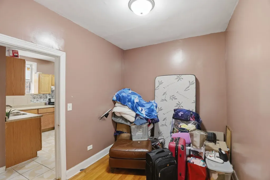 4937 West Huron Street Chicago IL 60644