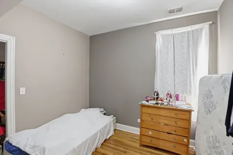 4937 West Huron Street Chicago IL 60644