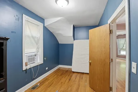 4937 West Huron Street Chicago IL 60644