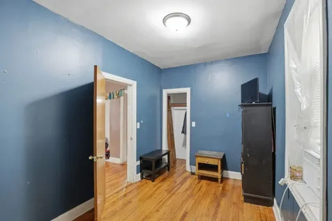 4937 West Huron Street Chicago IL 60644