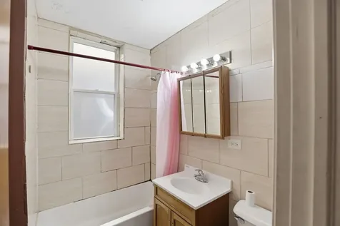 4937 West Huron Street Chicago IL 60644