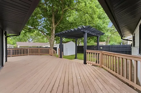 145 Wildwood Road Elk Grove Village IL 60007