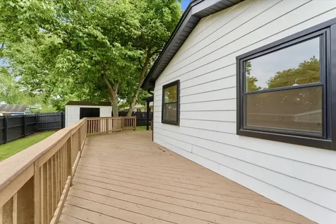 145 Wildwood Road Elk Grove Village IL 60007