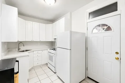 2453 North Clark Street Chicago IL 60614