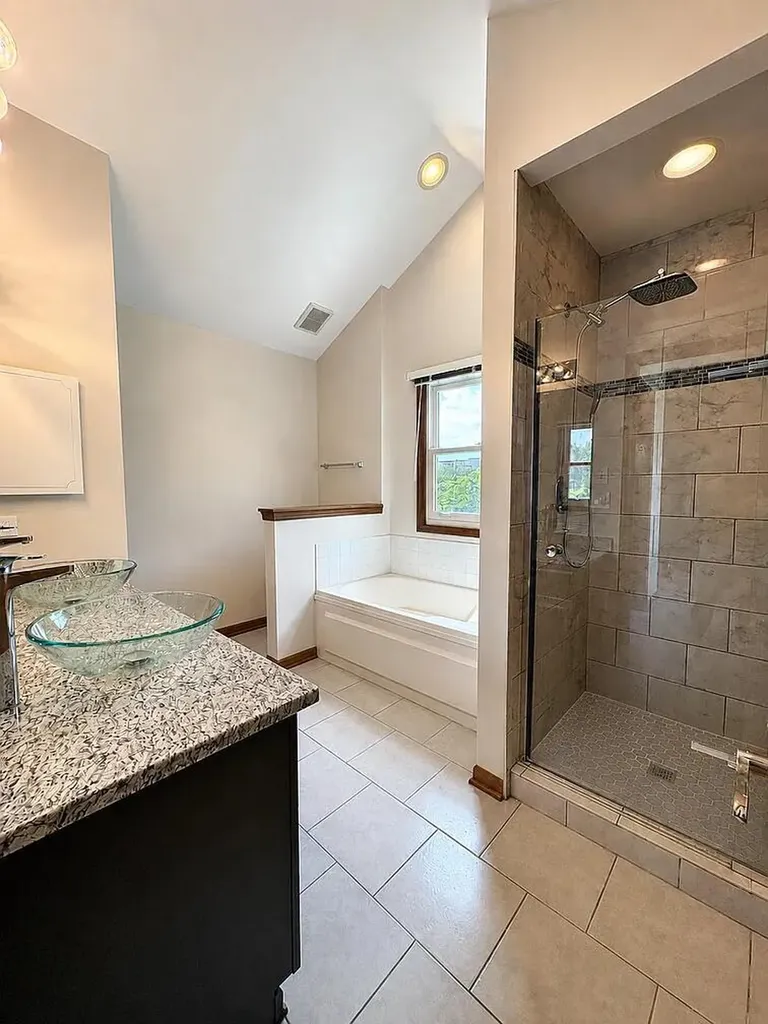 1241 Tennyson Lane Naperville IL 60540