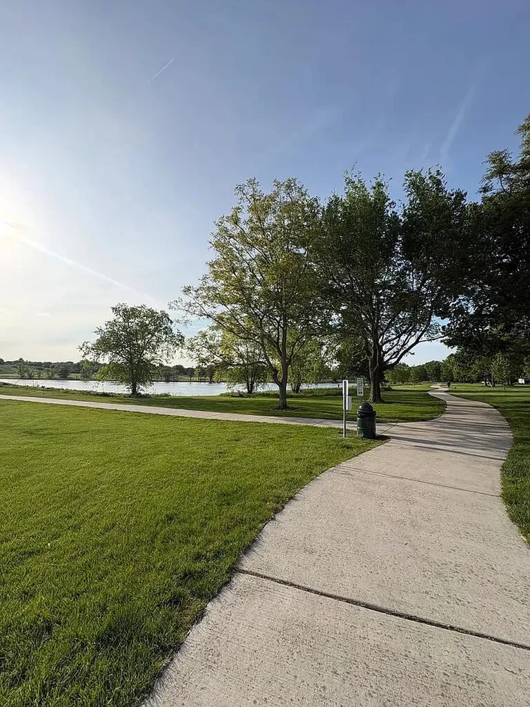 1241 Tennyson Lane Naperville IL 60540