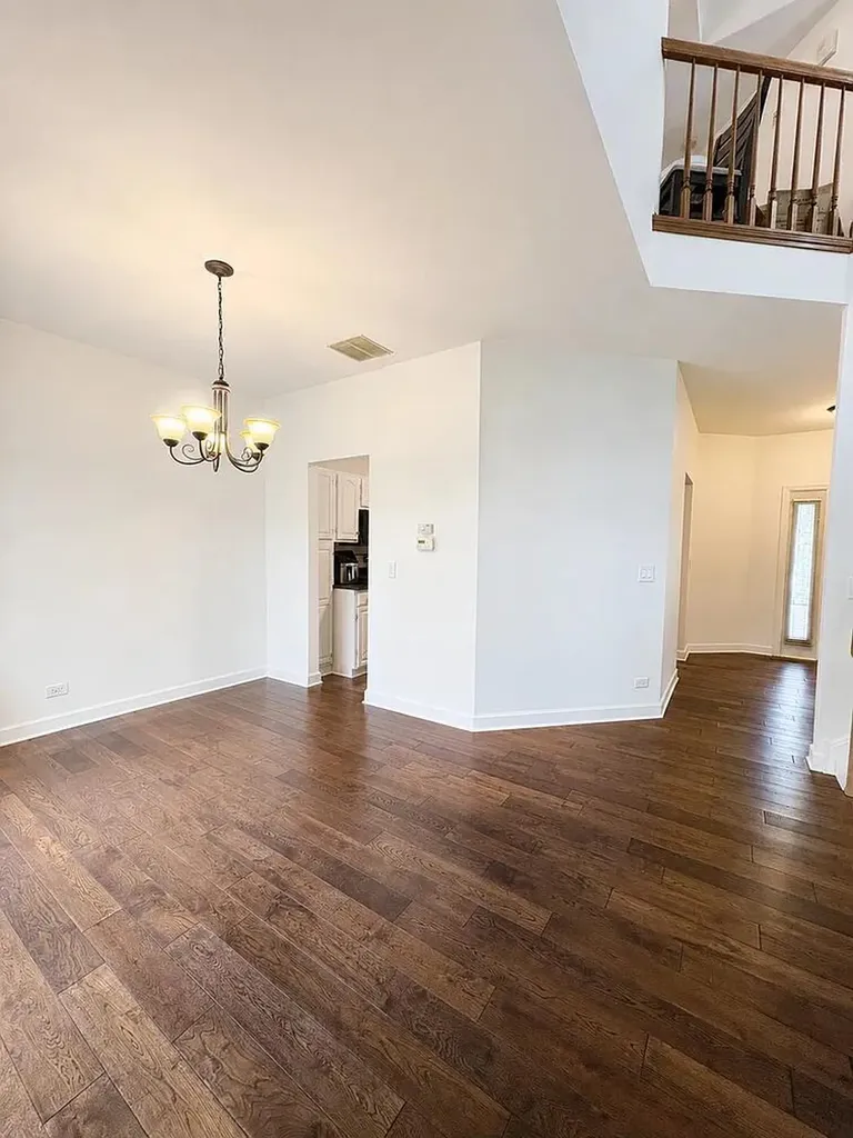 1241 Tennyson Lane Naperville IL 60540