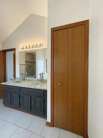 1241 Tennyson Lane Naperville IL 60540