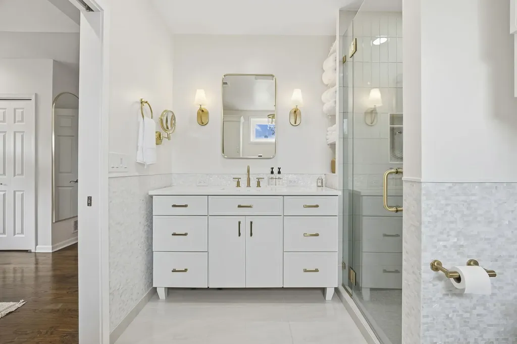 1422 North Orleans Street Chicago IL 60610