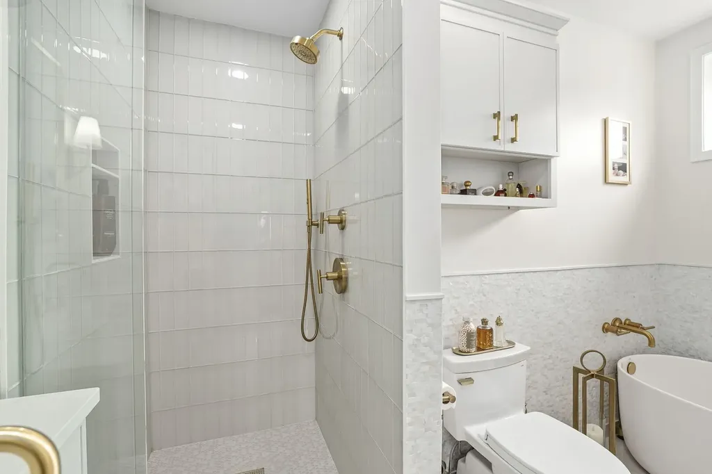 1422 North Orleans Street Chicago IL 60610