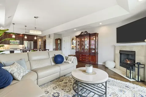 1422 North Orleans Street Chicago IL 60610