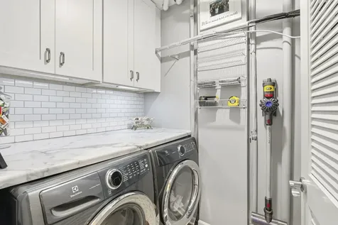 1422 North Orleans Street Chicago IL 60610