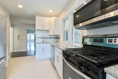 7938 South Honore Street Chicago IL 60620