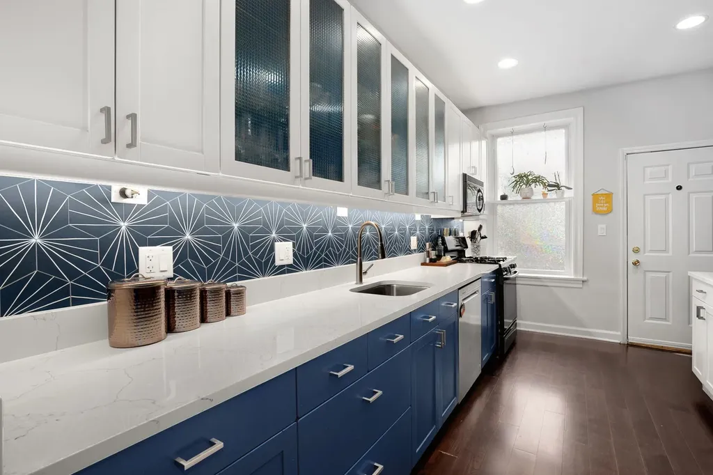 839 West Lakeside Place Chicago IL 60640
