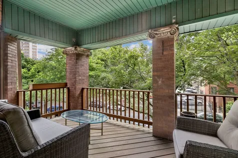 839 West Lakeside Place Chicago IL 60640