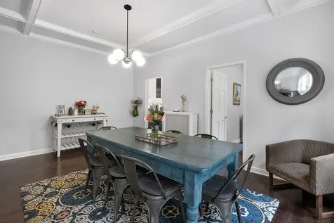 839 West Lakeside Place Chicago IL 60640