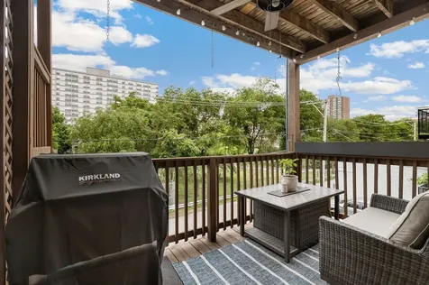 839 West Lakeside Place Chicago IL 60640