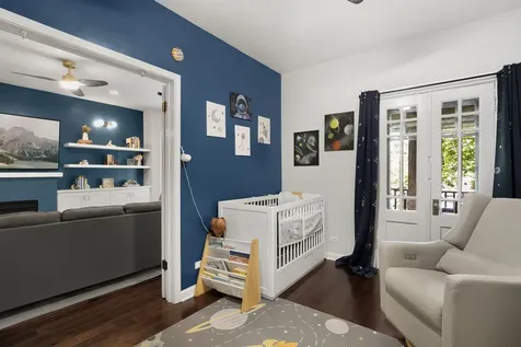 839 West Lakeside Place Chicago IL 60640