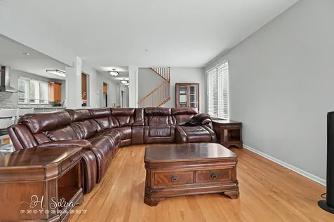 1410 Grand Pointe Boulevard West Dundee IL 60118