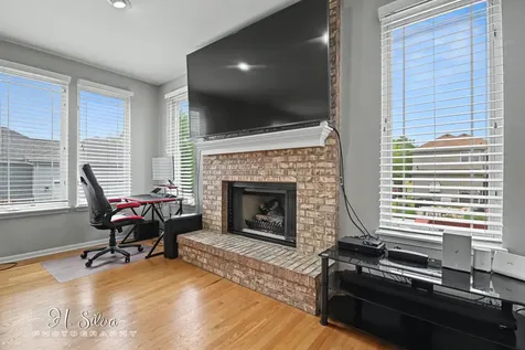 1410 Grand Pointe Boulevard West Dundee IL 60118