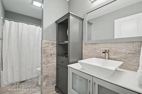 1410 Grand Pointe Boulevard West Dundee IL 60118