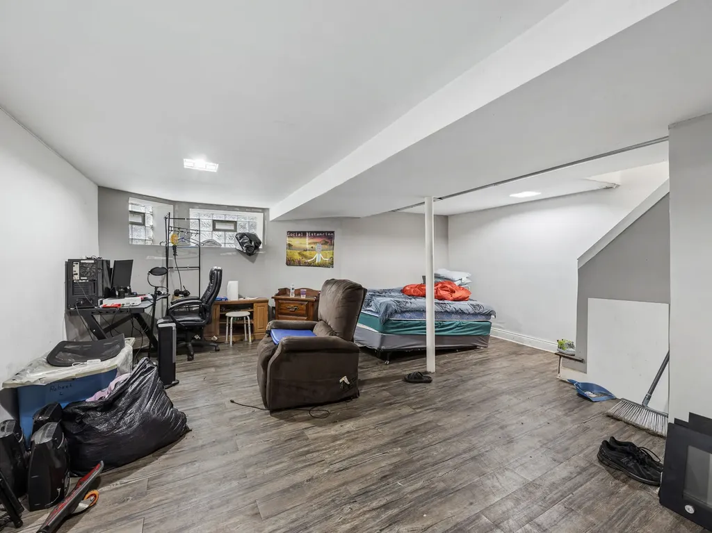 184 North Leamington Avenue Chicago IL 60644