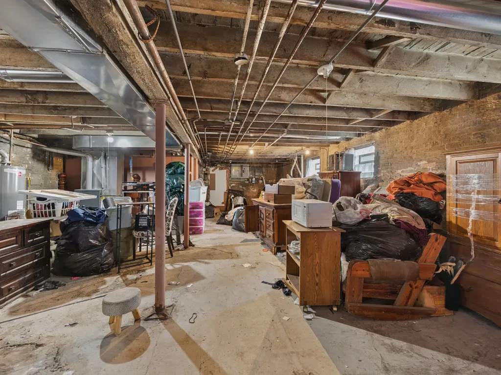 184 North Leamington Avenue Chicago IL 60644