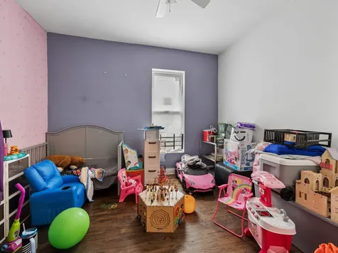 184 North Leamington Avenue Chicago IL 60644