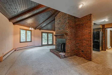 13 Grand Oaks Drive Lincoln IL 62656