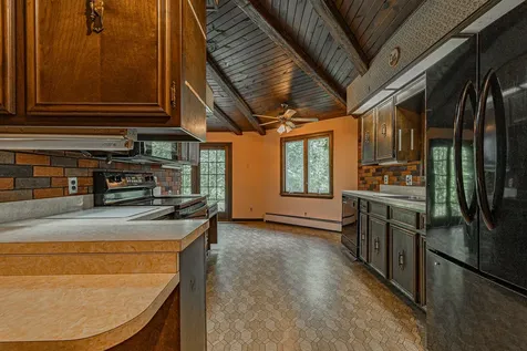 13 Grand Oaks Drive Lincoln IL 62656